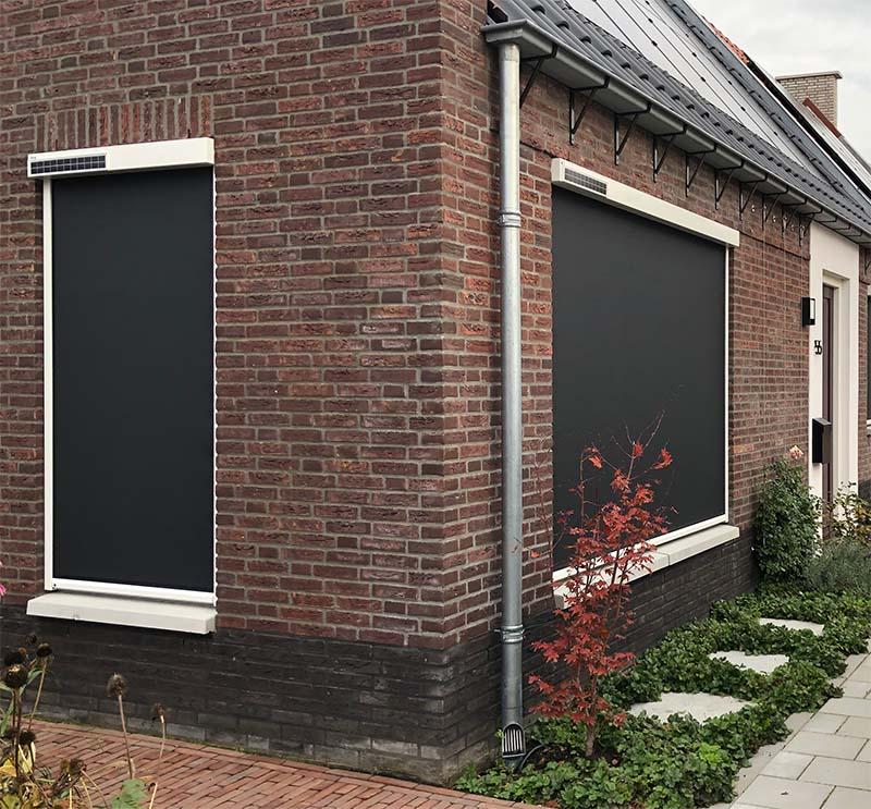 Solar screens bieden verduistering, isolatie én gemak -Deco Zonwering