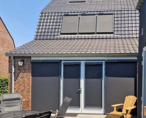 Solar zonwering op achterpui in Veghel