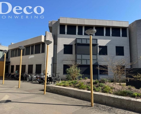 Zonwering Ons Welzijn met Somfy Solar screens geleverd door Deco Zonwering uit Heesch